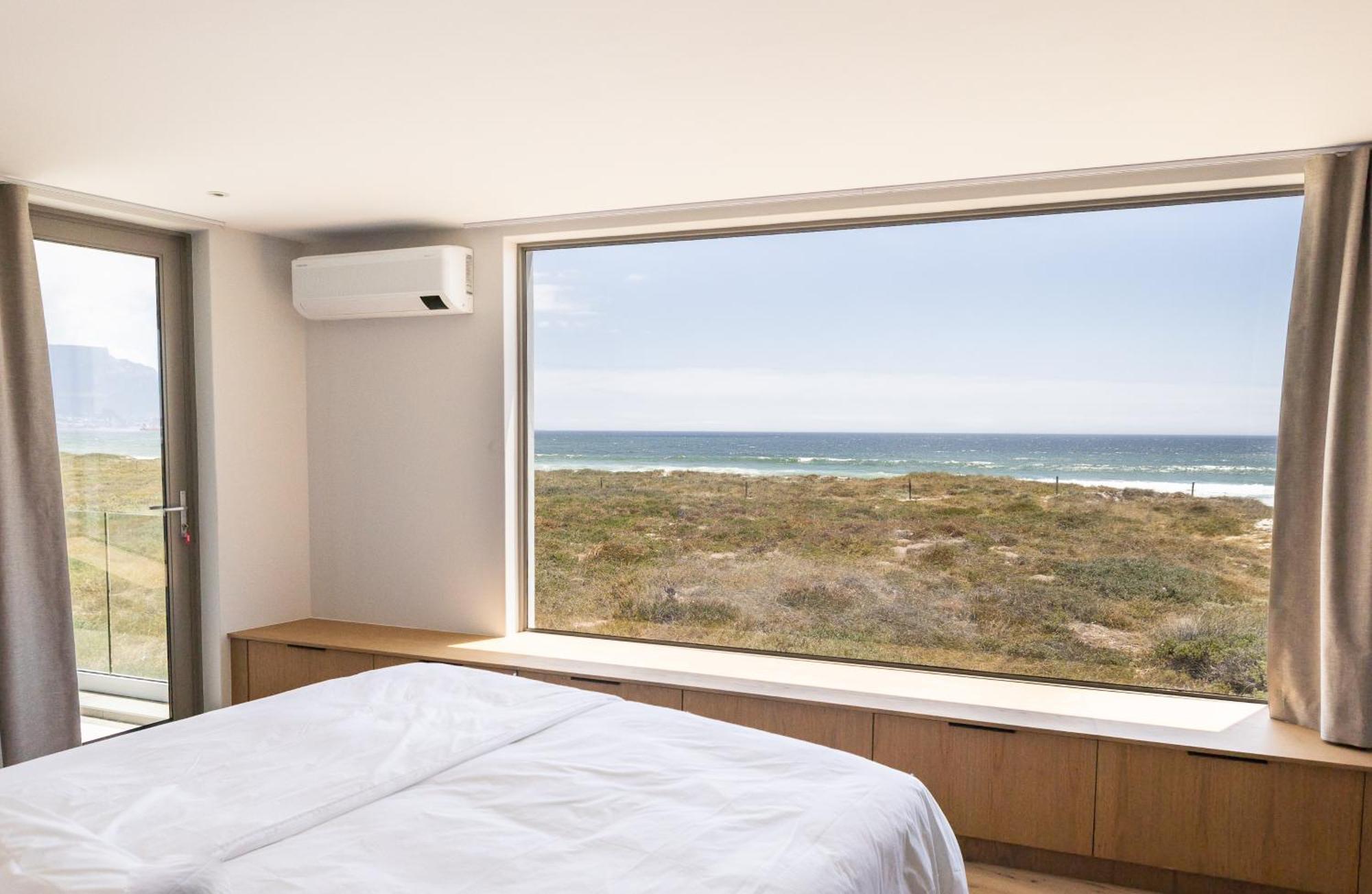 Ocean 9 - Sunset Beachfront Residency Kapstaden Exteriör bild